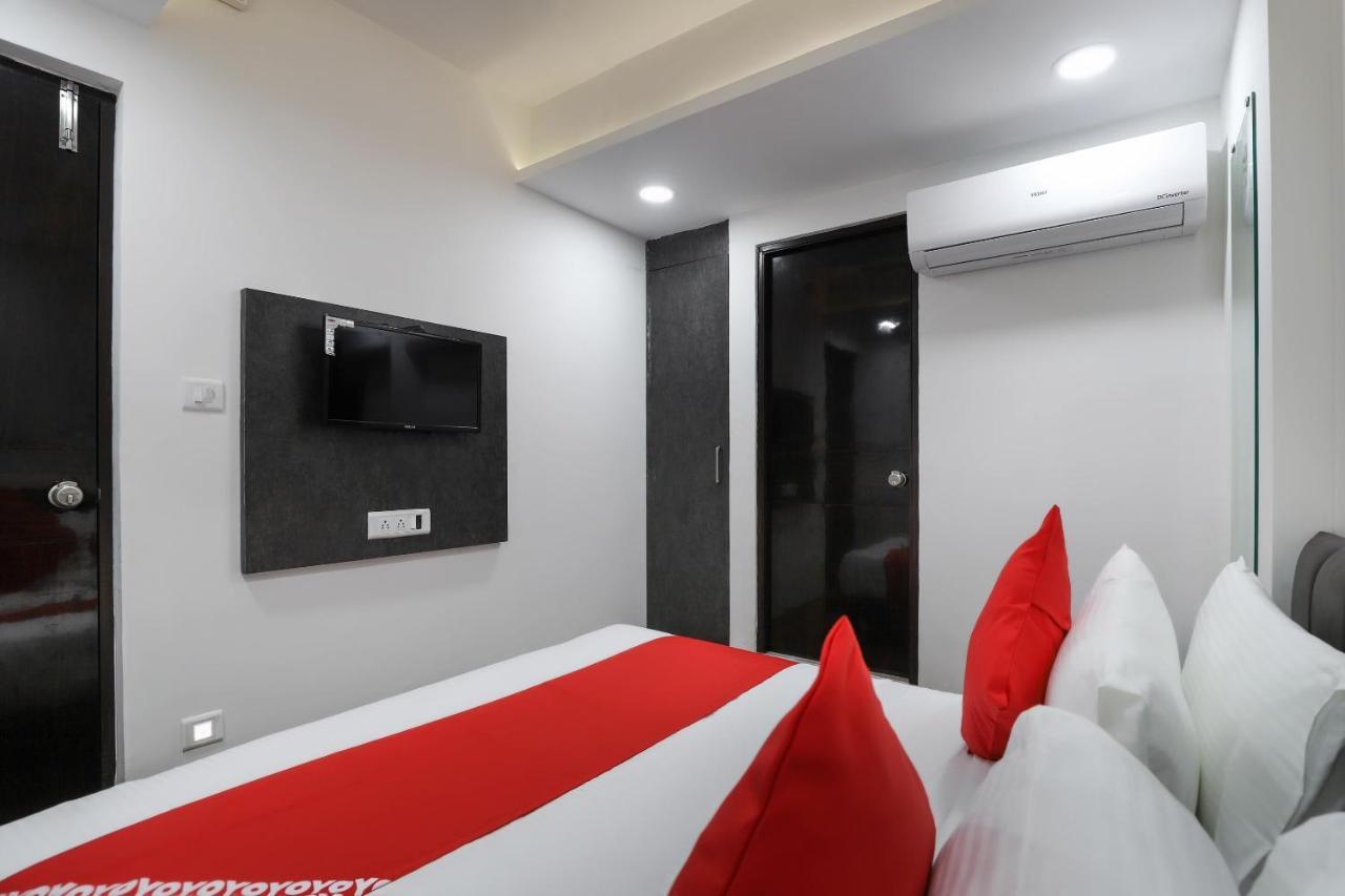 Oyo 40139 Hotel Peradiot Ahmedabad Luaran gambar